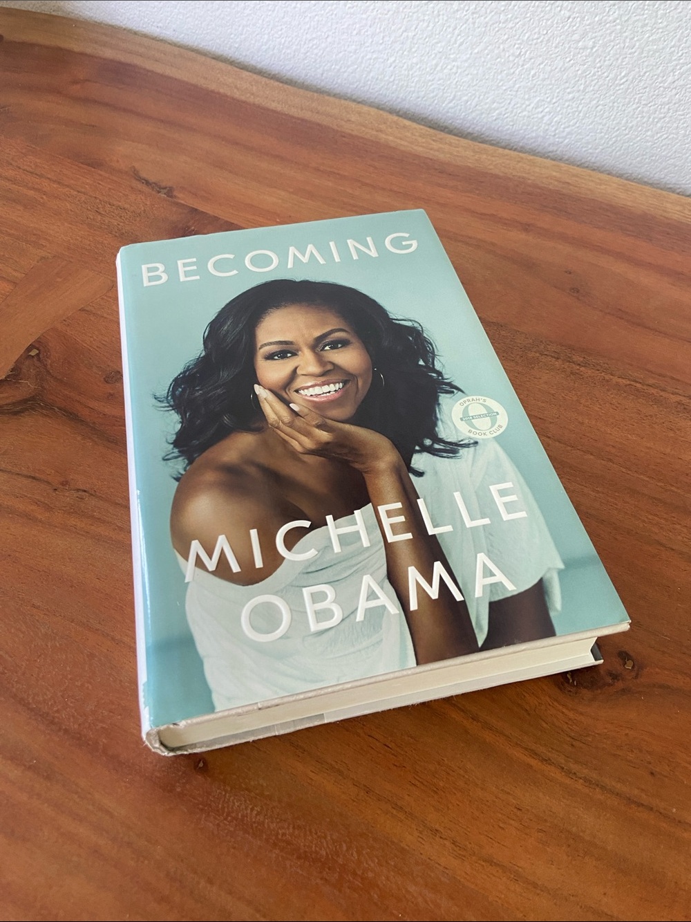 Becoming Hard Cover Book by Michelle Obama American President First Lady autobio